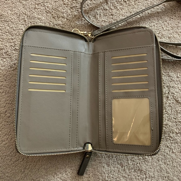 Kate spade phone satchel with pockets - Picture 3 of 4